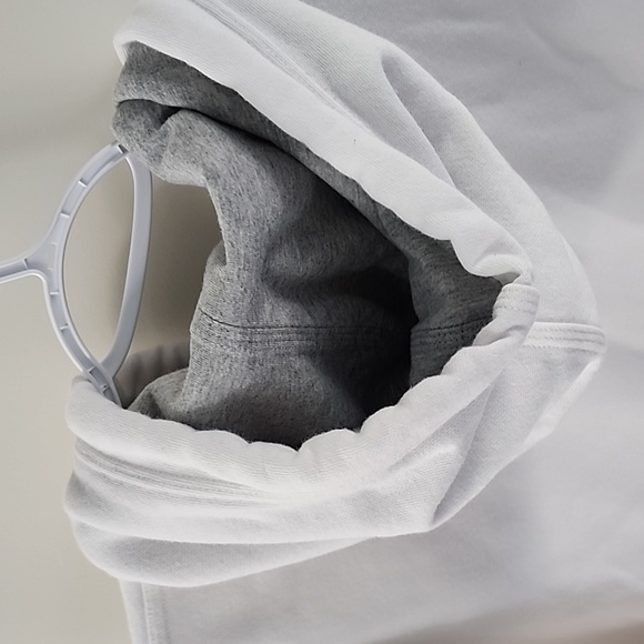 Men's white Champion hoodie - Picture 6 of 7